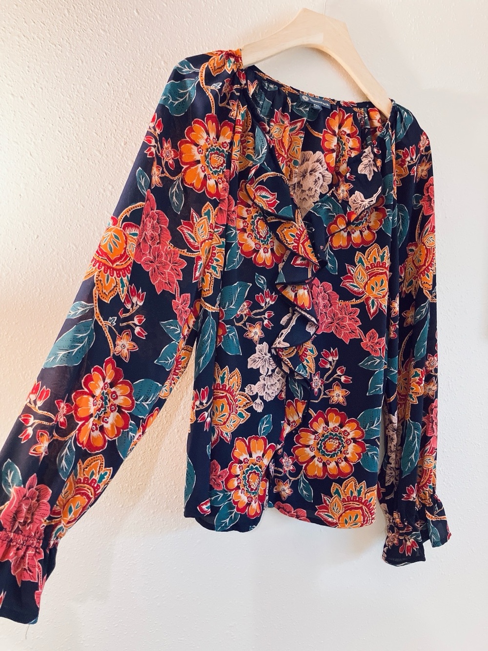 Democracy Floral Longsleeve Vneck Ruffle Peasant Blouse X-Large - Picture 3 of 12